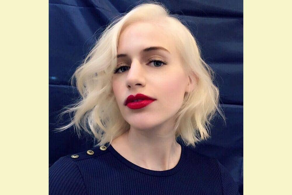 instagram.com/lolagin