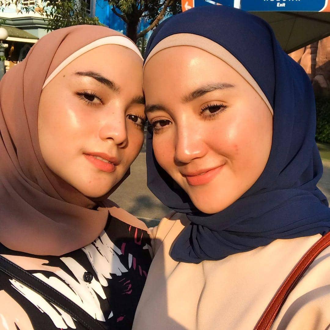 Instagram.com/ericaputrii