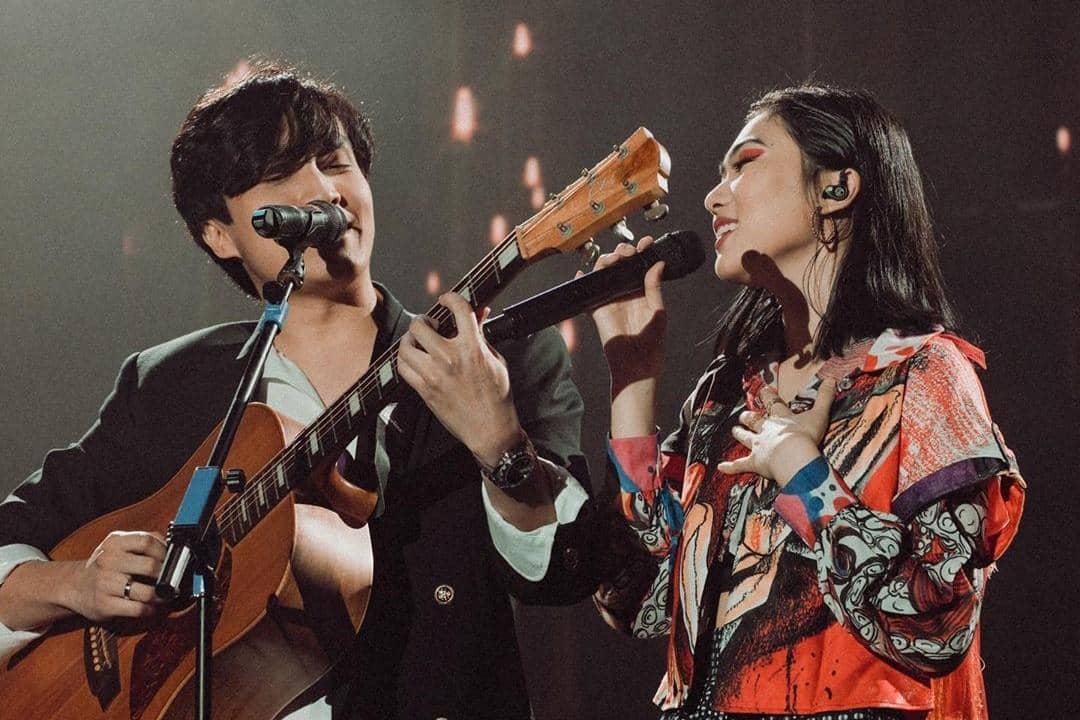 Instagram.com/isyanasarasvati