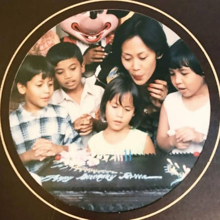 Instagram.com/pevpearce