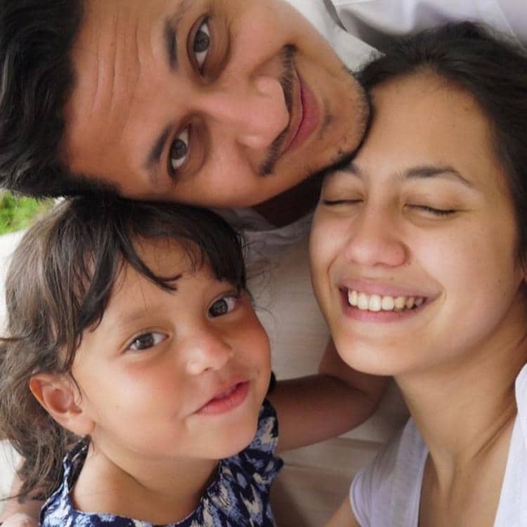 Instagram.com/pevpearce