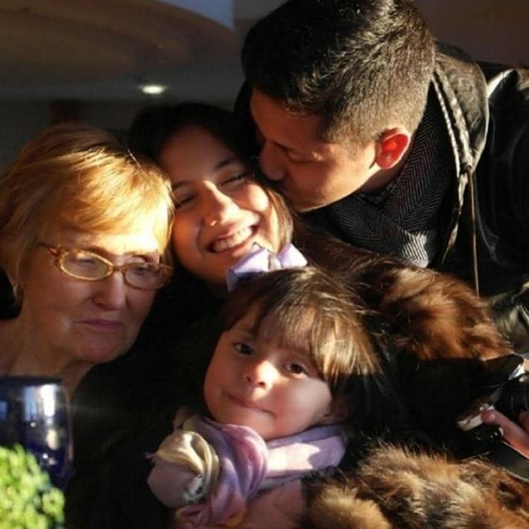 Instagram.com/pevpearce