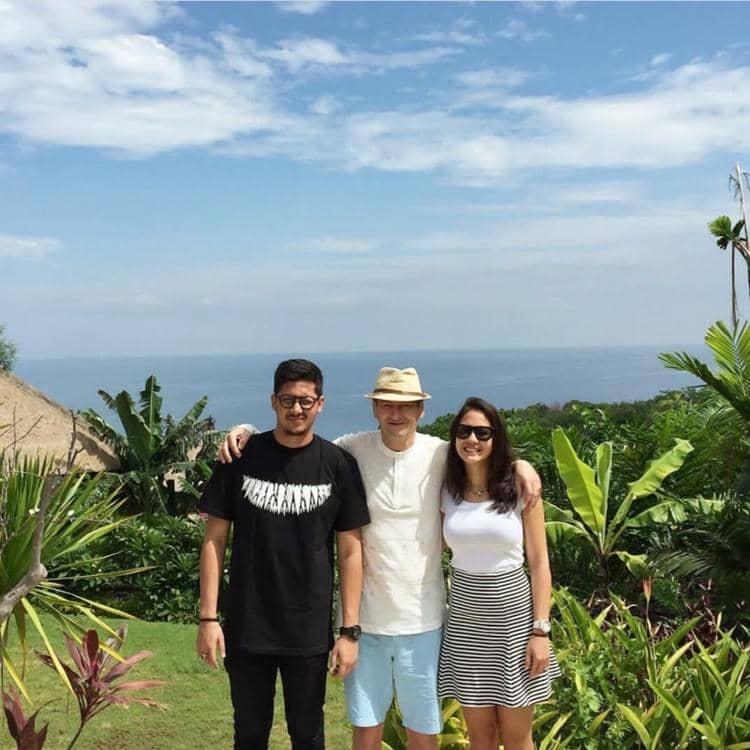 Instagram.com/pevpearce