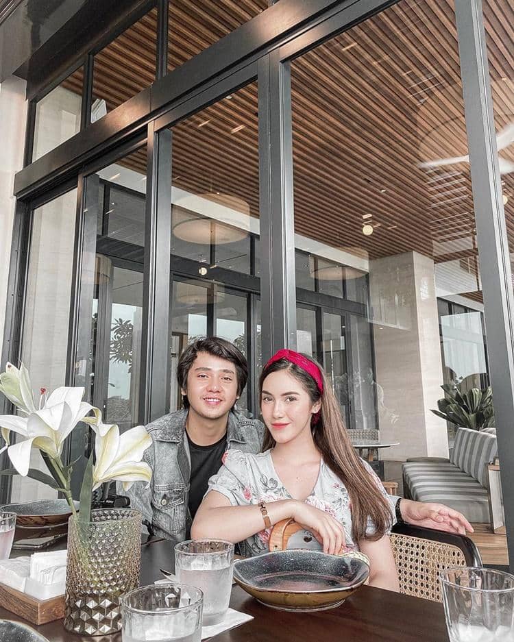 Instagram.com/arbaniyasiz