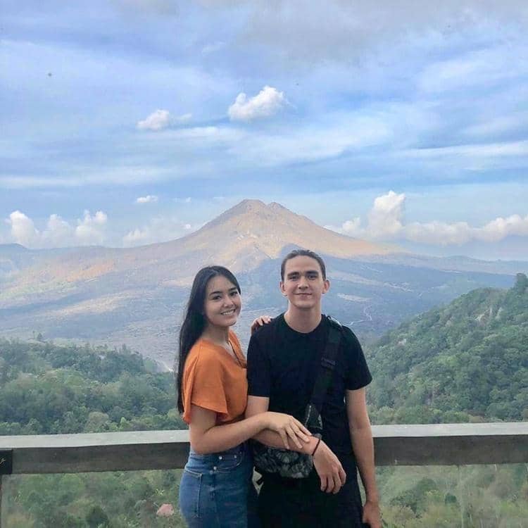 Instagram.com/christlaurent