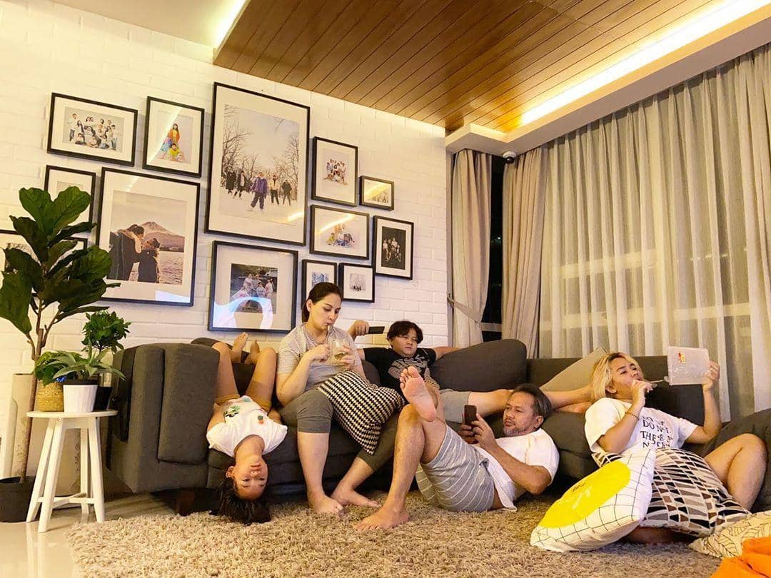 Instagram.com/monaratuliu