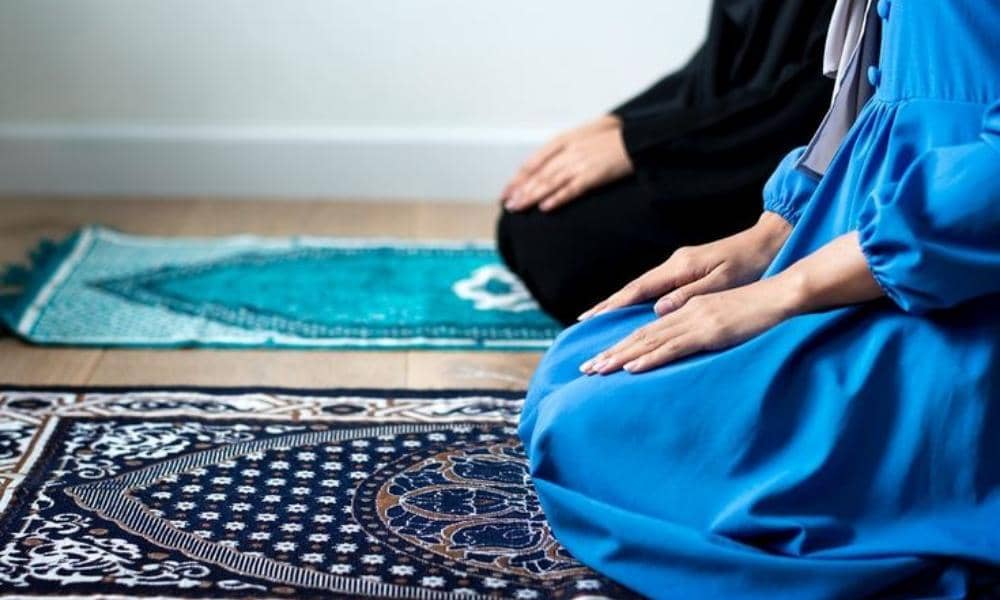 Pinterest.com/Byrawpixel