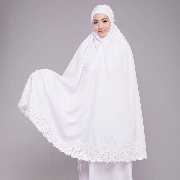 Instagram /  3azucenas