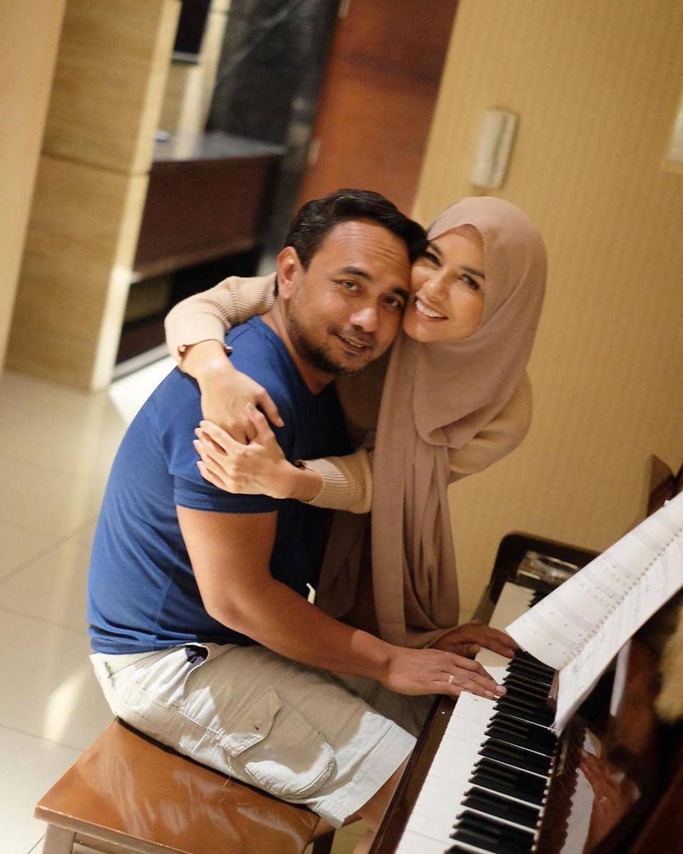 instagram.com/meisya__siregar