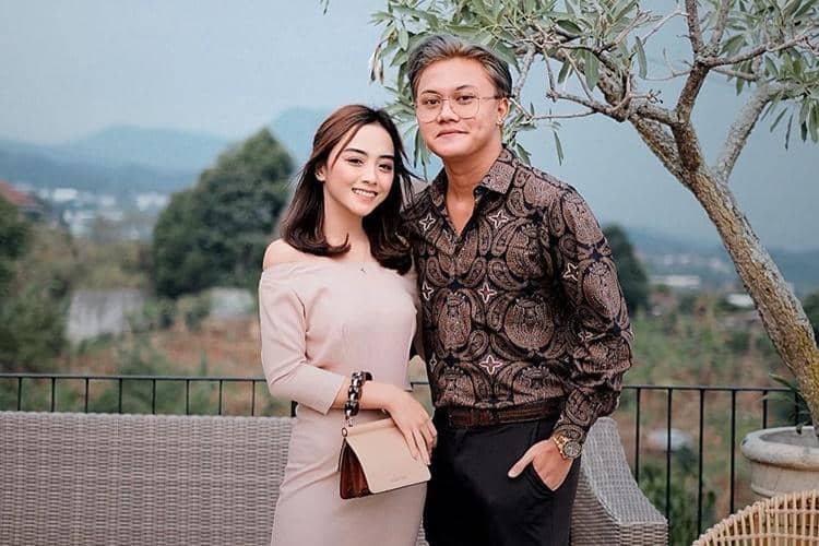 Instagram.com/azaliabiandaavissa