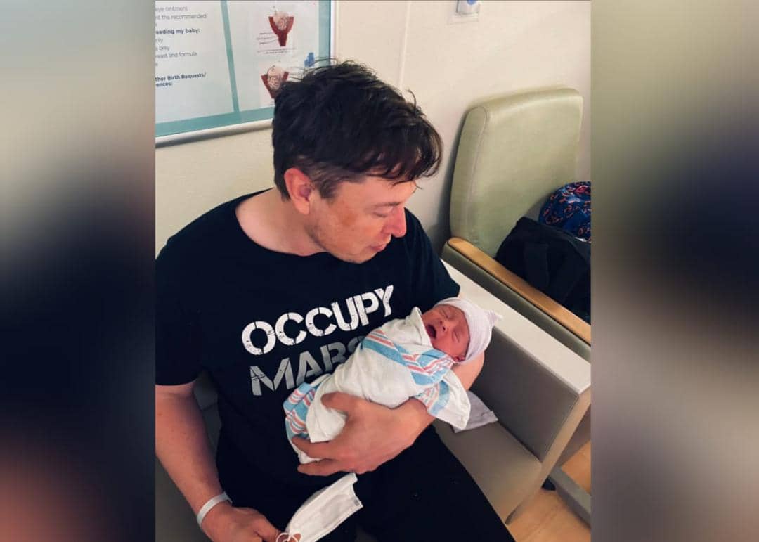 Twitter.com/elonmusk