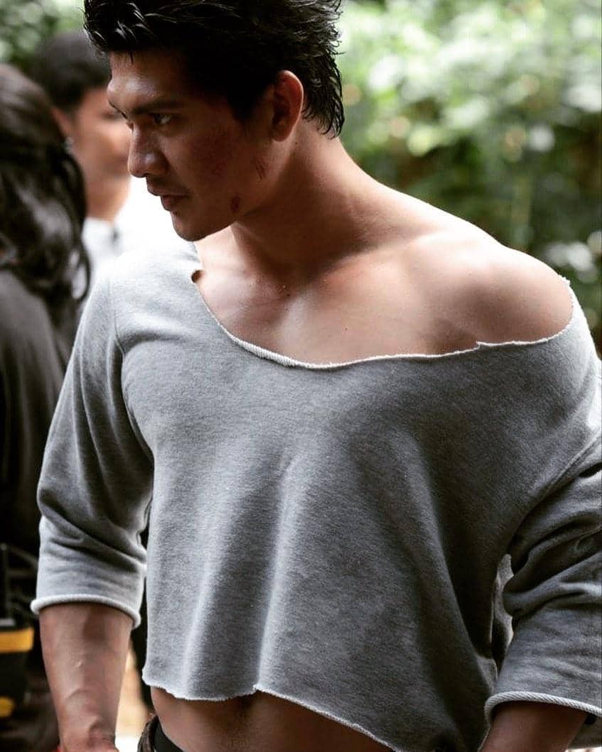 Instagram.com/iko.uwais