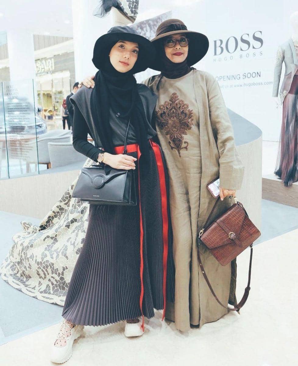 Instagram.com/jenaharanasution