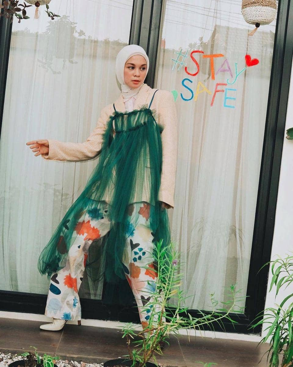 Instagram.com/tantrinamirah