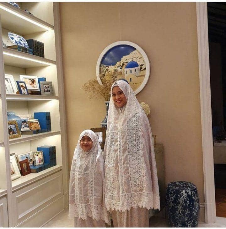 Instagram.com/vyladira