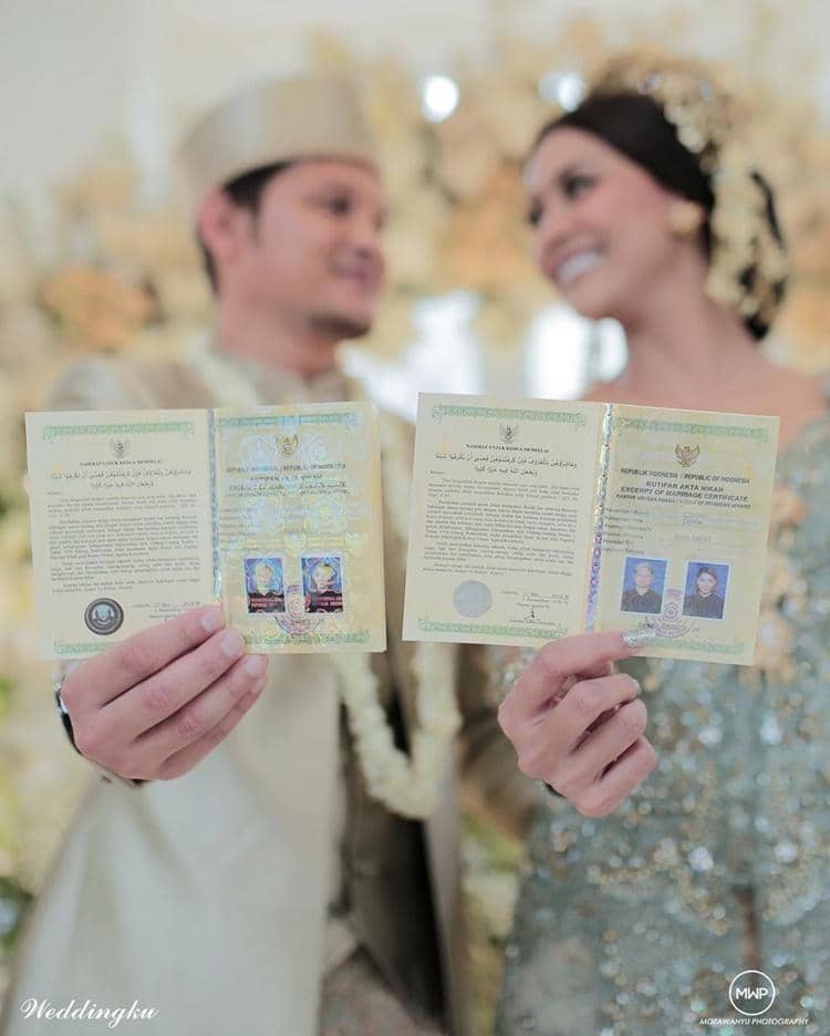 Instagram.com/bungajelitha66, mozawahyu