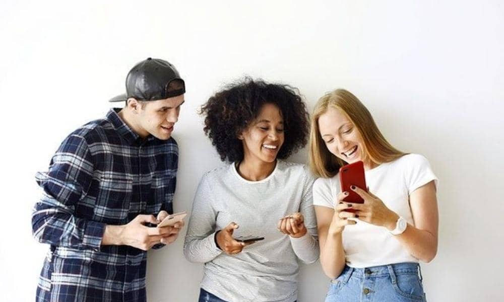 Pinterest.com/Byrawpixel