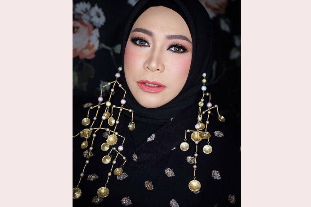 instagram.com/melly_goeslaw