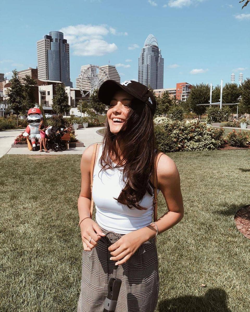 Instagram.com/amandarawles