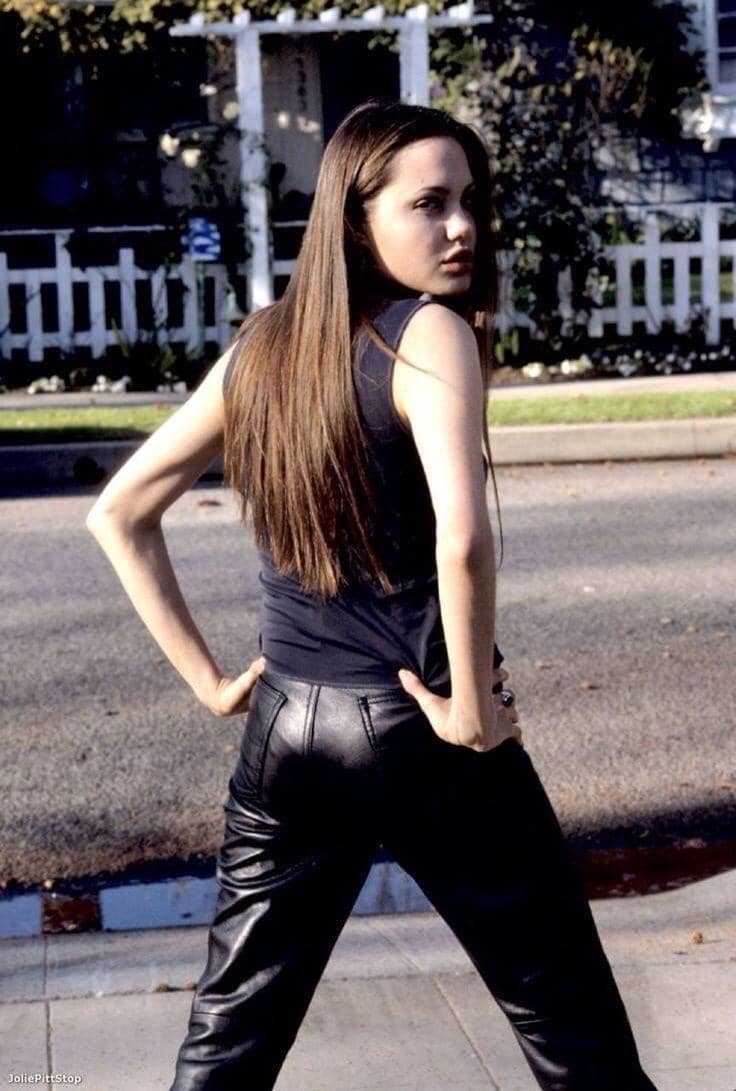 Instagram.com/90sanxiety