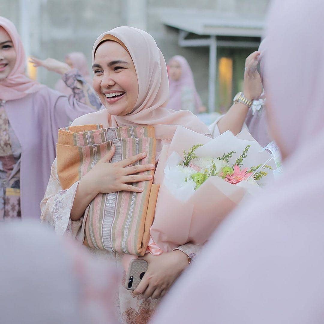 Instagram.com/riamiranda