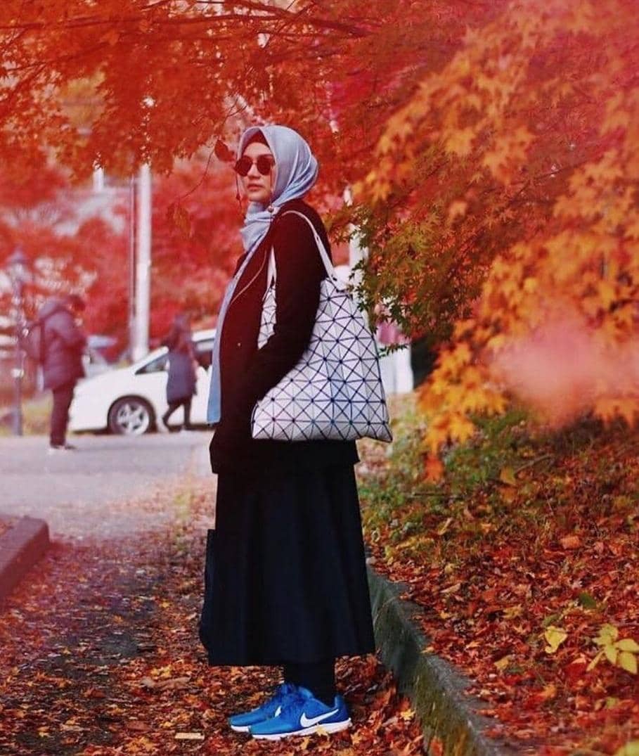 instagram.com/zeezeeshahab