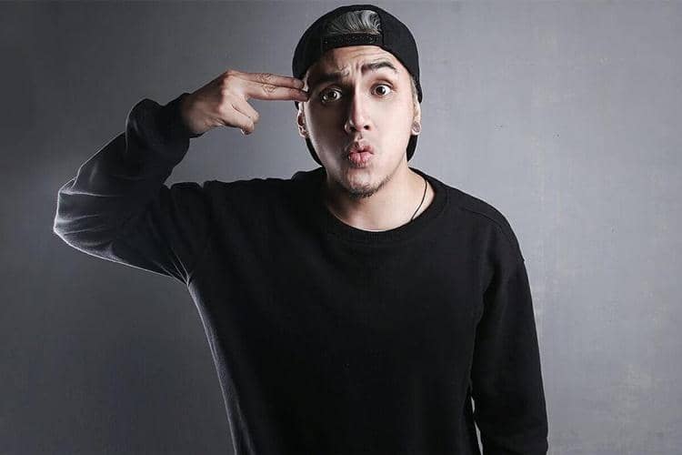 Instagram.com/vickynit13