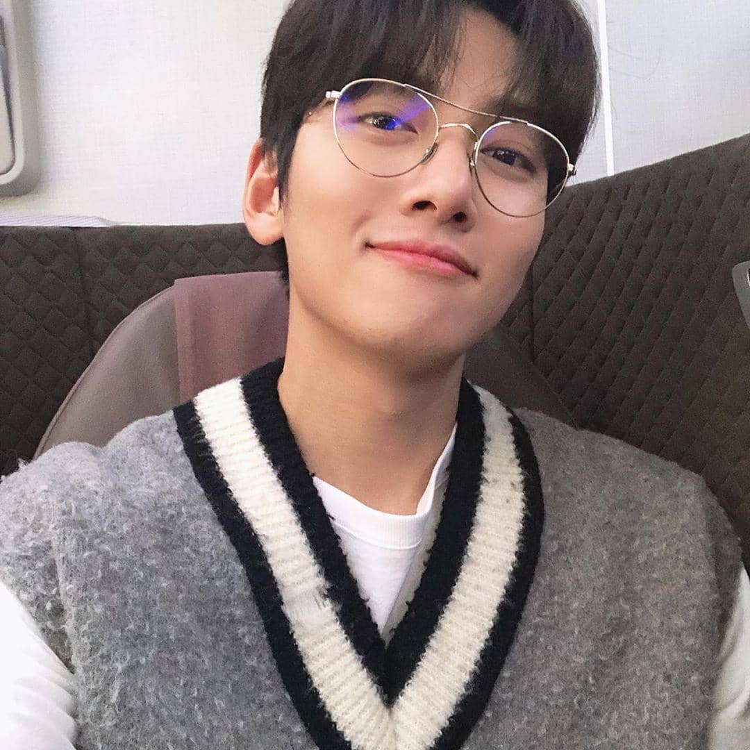 Instagram.com/jichangwook