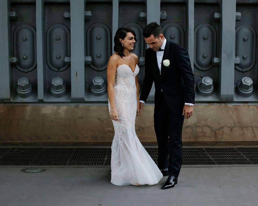 Instagram.com/withloveweddings_