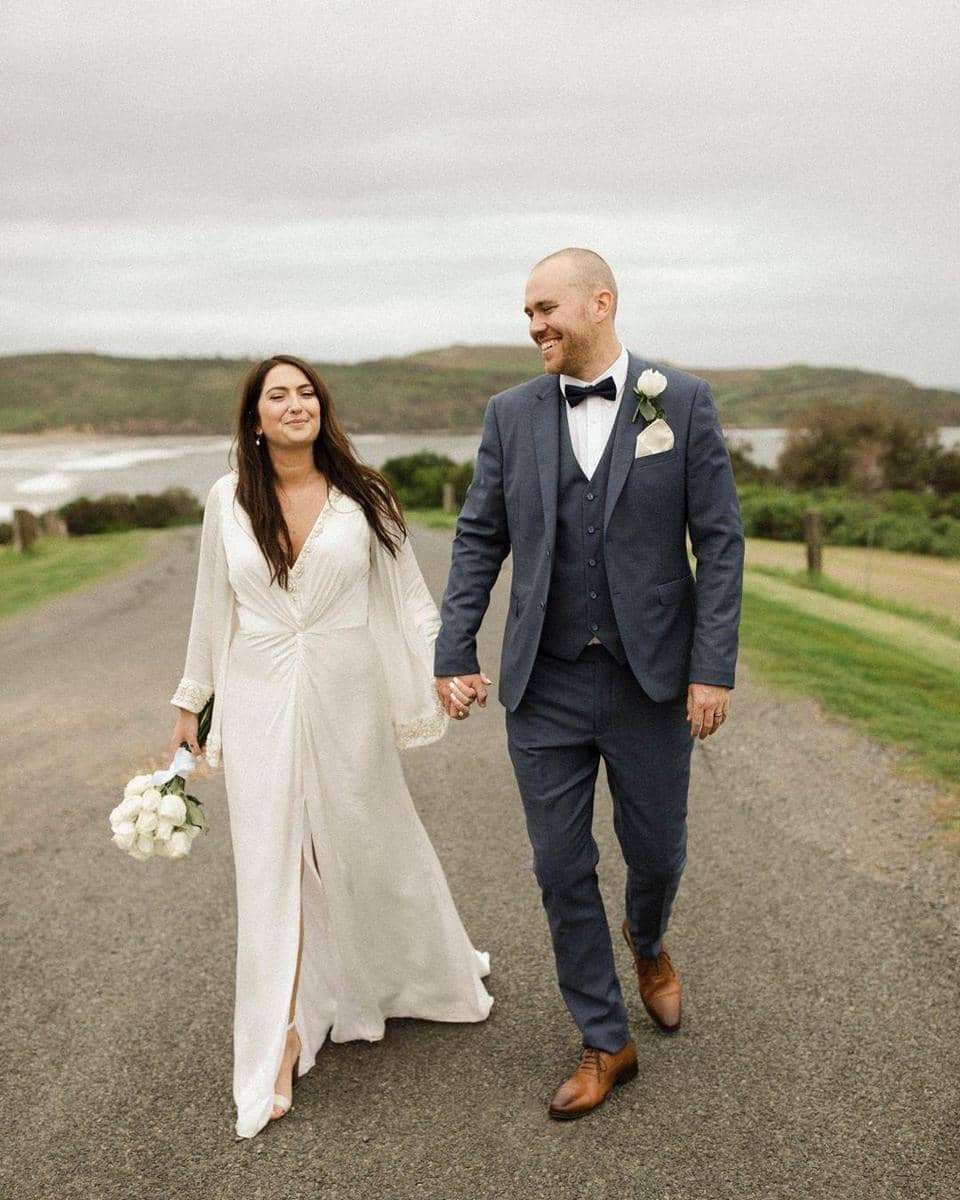 Instagram.com/withloveweddings_