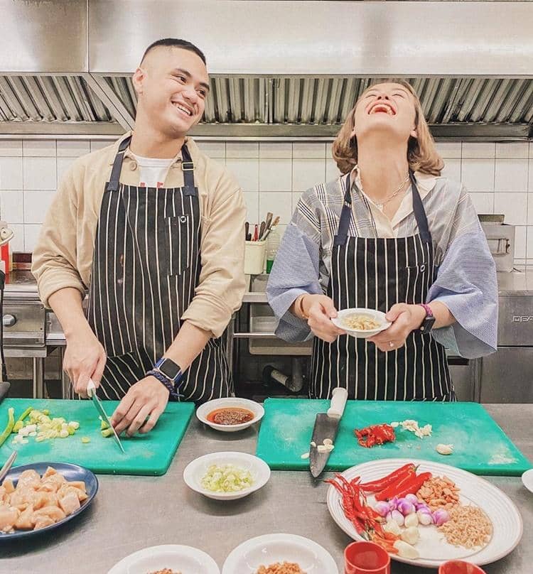 Instagram.com/awkarin