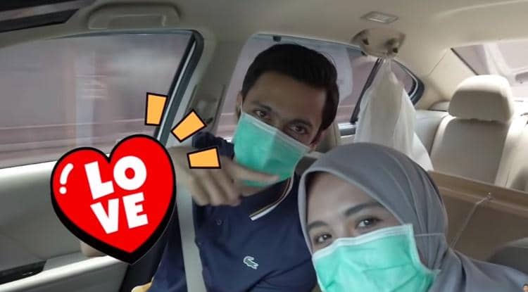 Youtube.com/VebbyRaziStory