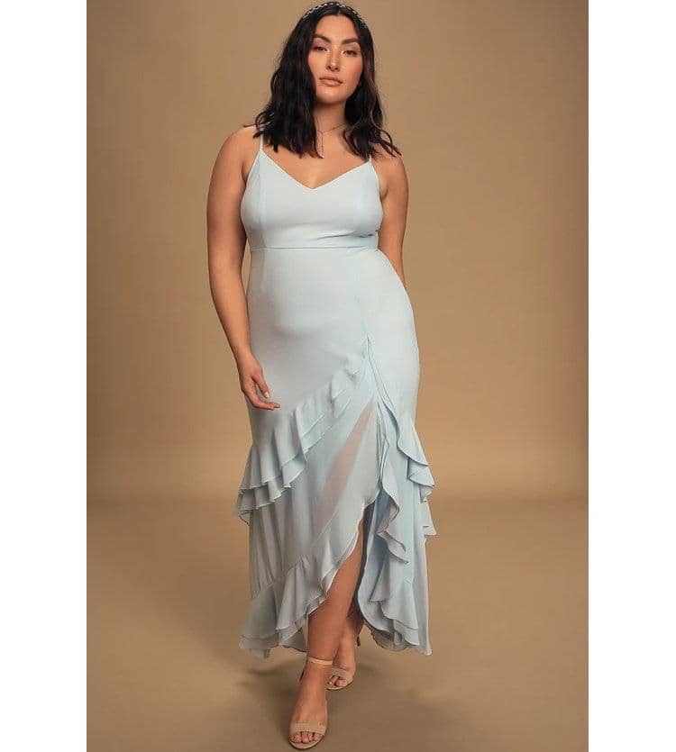 thecurvyfashionista.com