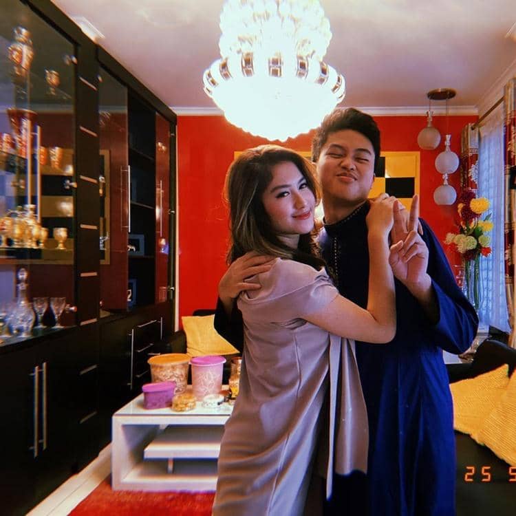 Instagram.com/ochi24