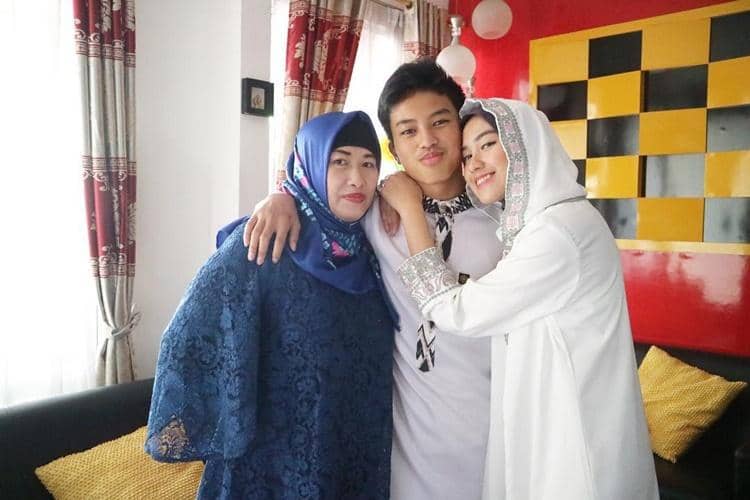 Instagram.com/ochi24