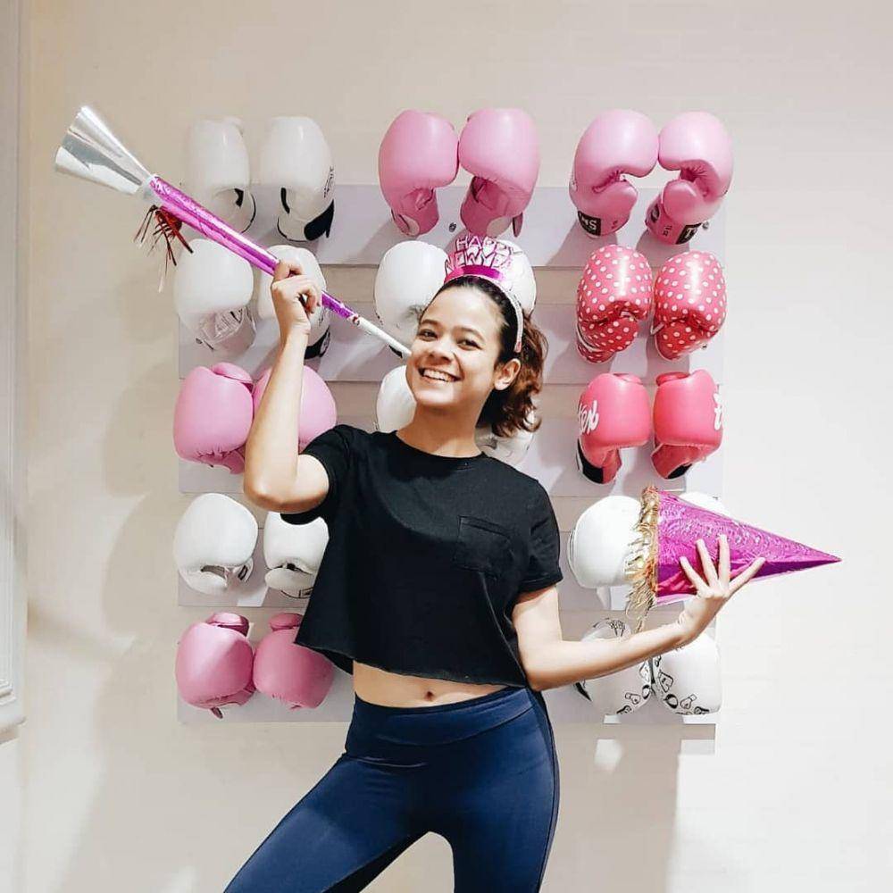 instagram.com/cantikafelder