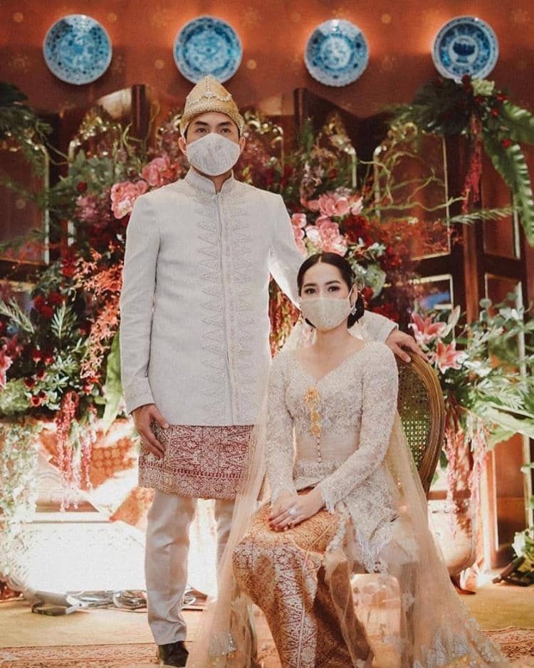 Instagram.com/nikenanjanii, armanfebryan