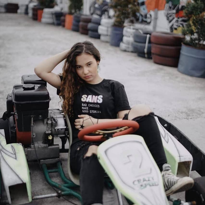 instagram.com/larasati.nugroho