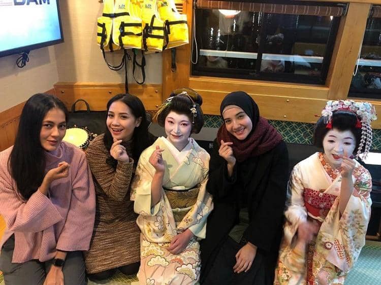 Instagram.com/raffinagita1717