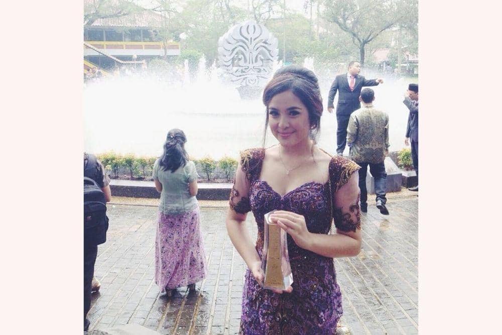 instagram.com/tasyakamila