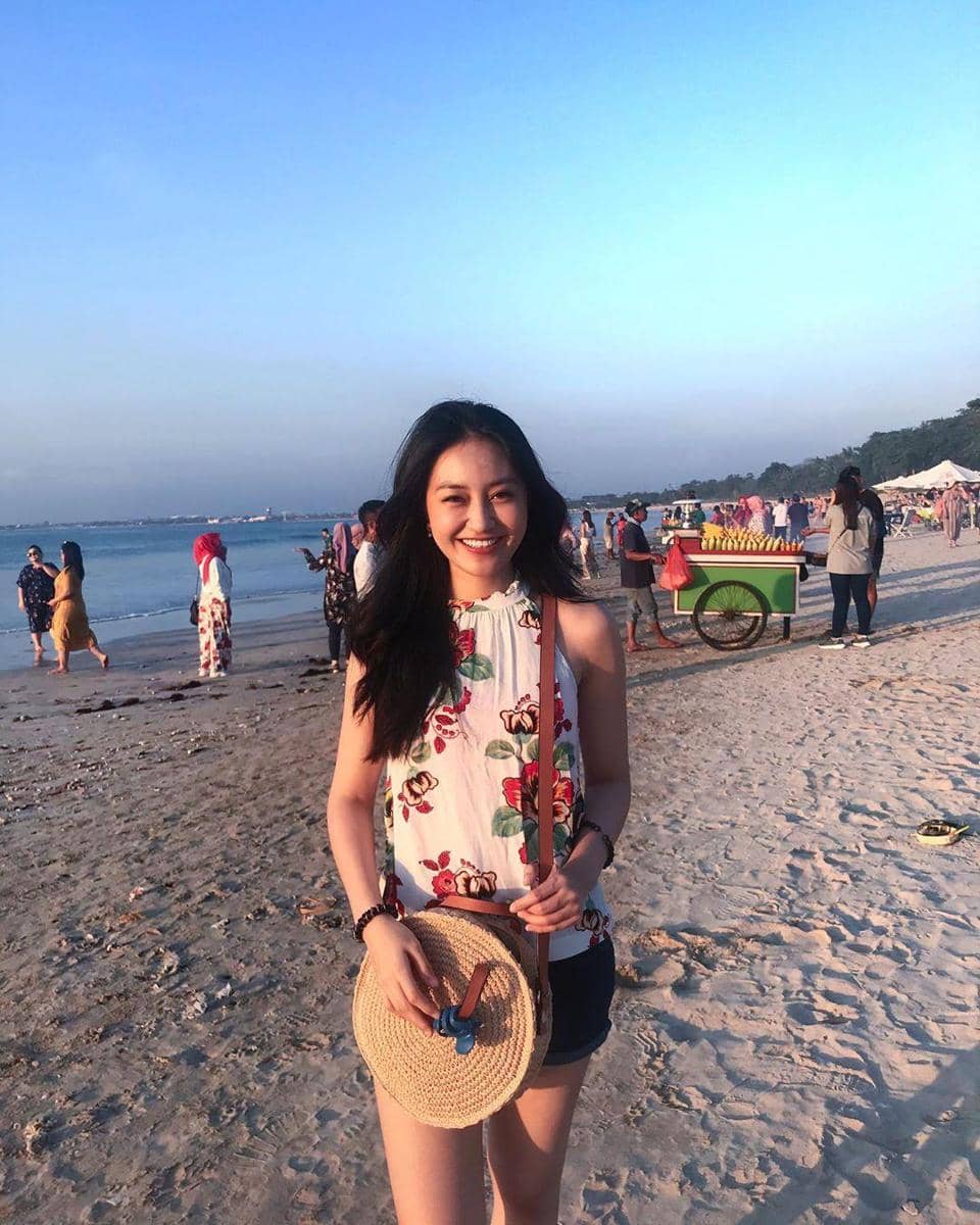 Instagram.com/clahayes