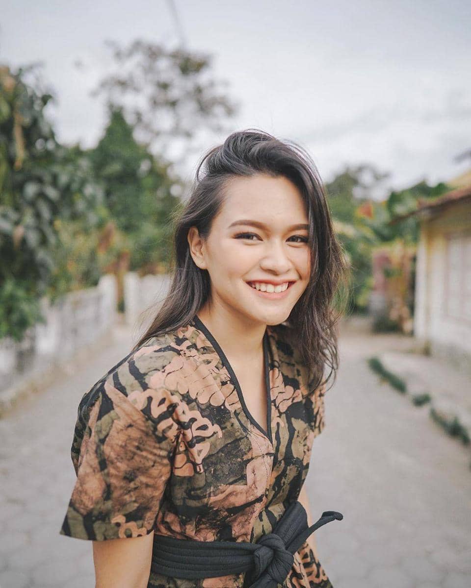 Instagram.com/twindararasati