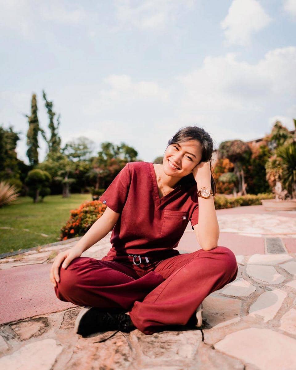 Instagram.com/twindyrarasati