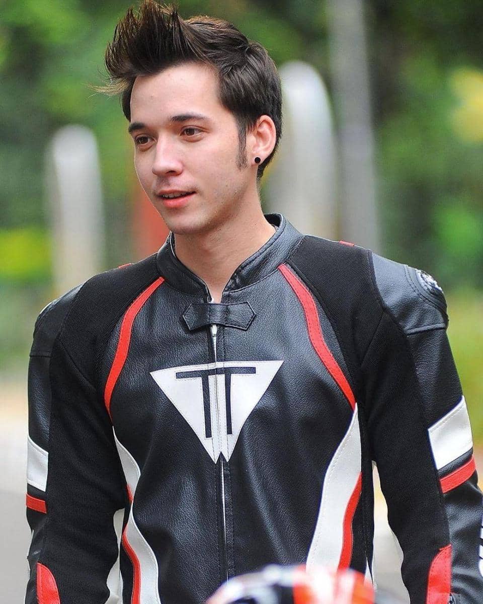 @tubaguselang by instagram.com/stefannwilliam