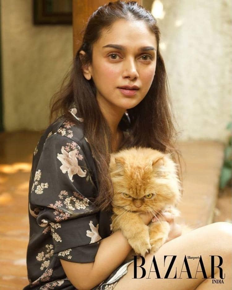 Instagram.com/aditiraohydari