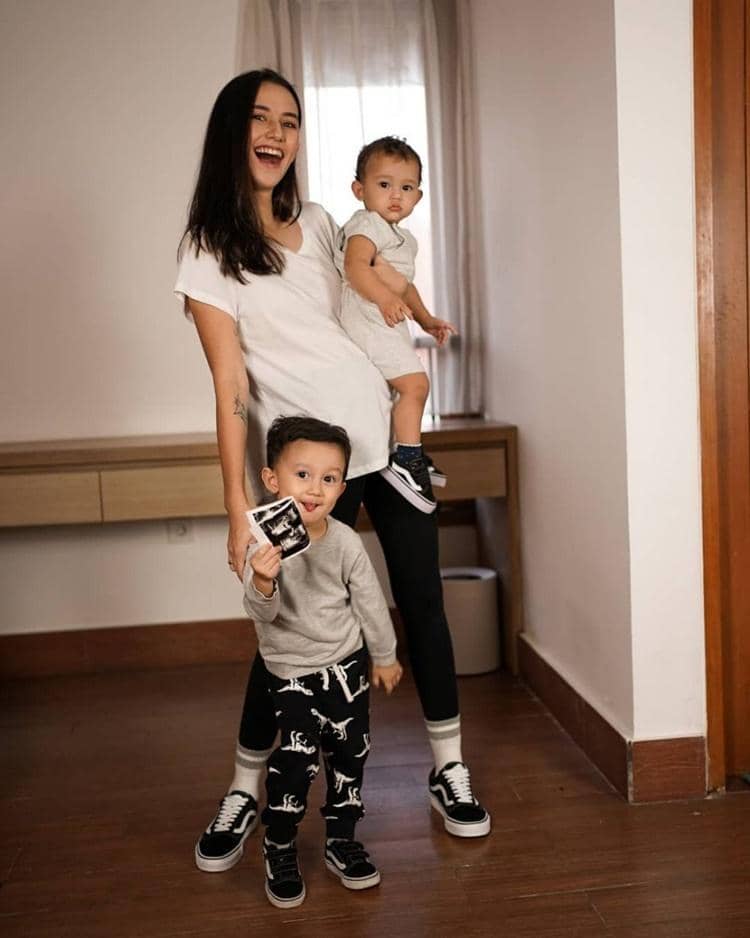 Instagram.com/dahliachr