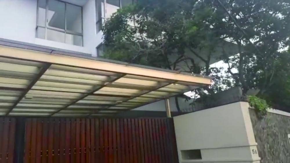 Youtube.com/dewi perssik real