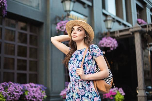 freepik.com/ master1305