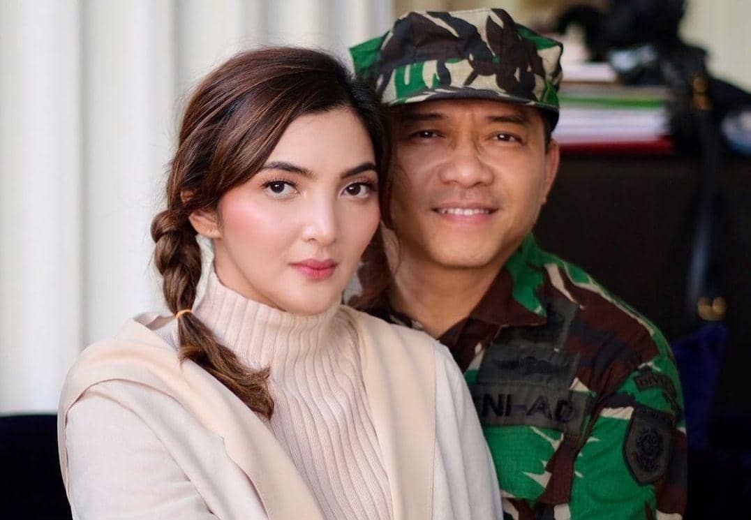 instagram.com/ashanty_ash