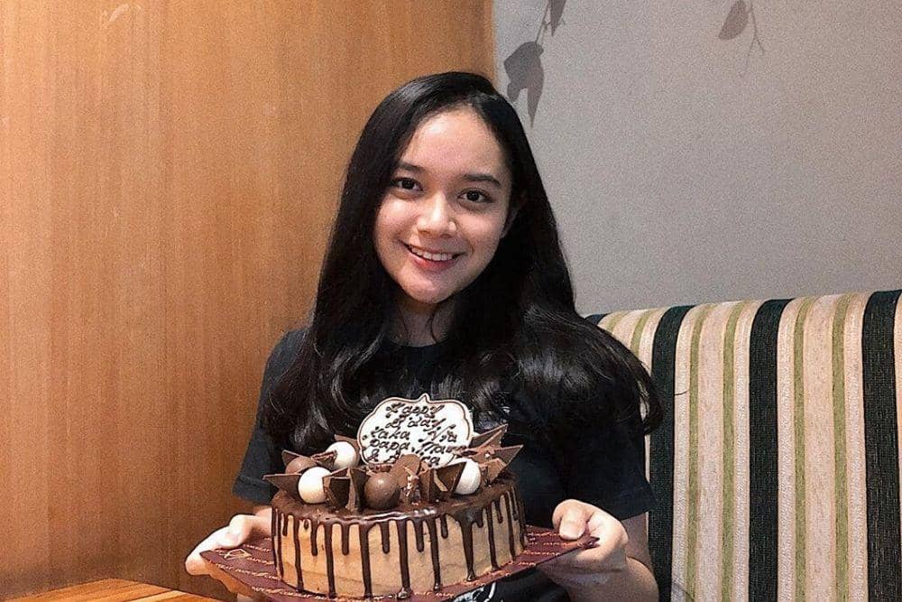 instagram.com/yuniasyahrie